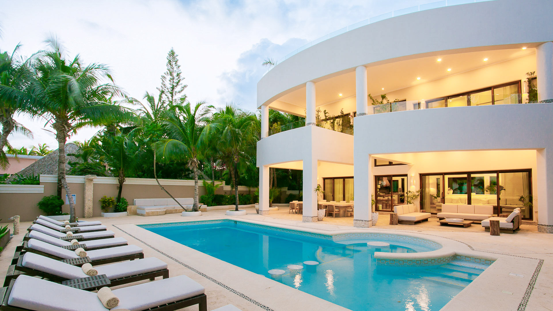 Villa frente al mar en la bahía de Tankah, cerca del hermoso cenote de Tulum